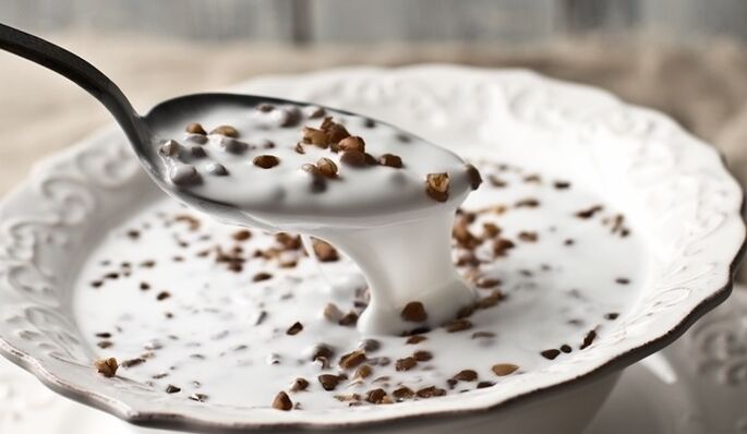 Grano saraceno inzuppato di kefir